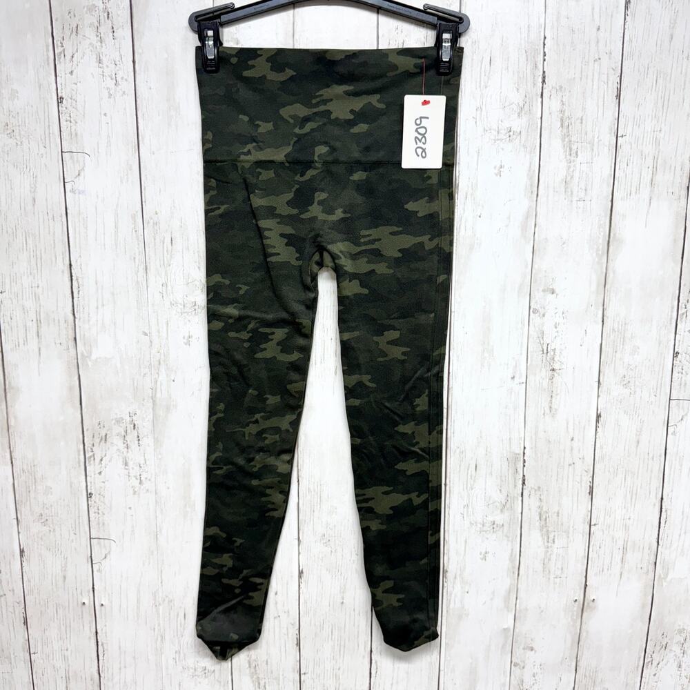 Spanx Pants Women Size XS Look At Me Now Seamless Leggings Hi-Rise Camo Athletic